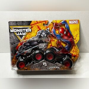 Marvel Venom vs. Spider-Man Monster Jam Monster Trucks Set - Black and Red